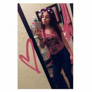 Meet your Posher, Ana